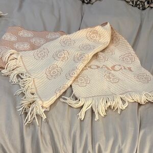 NEW Coach Ivory and Blush Floral Scarf